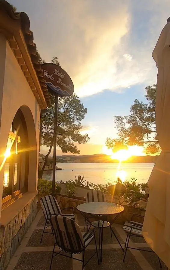 Hotel Cala Fornells Peguera 4*,