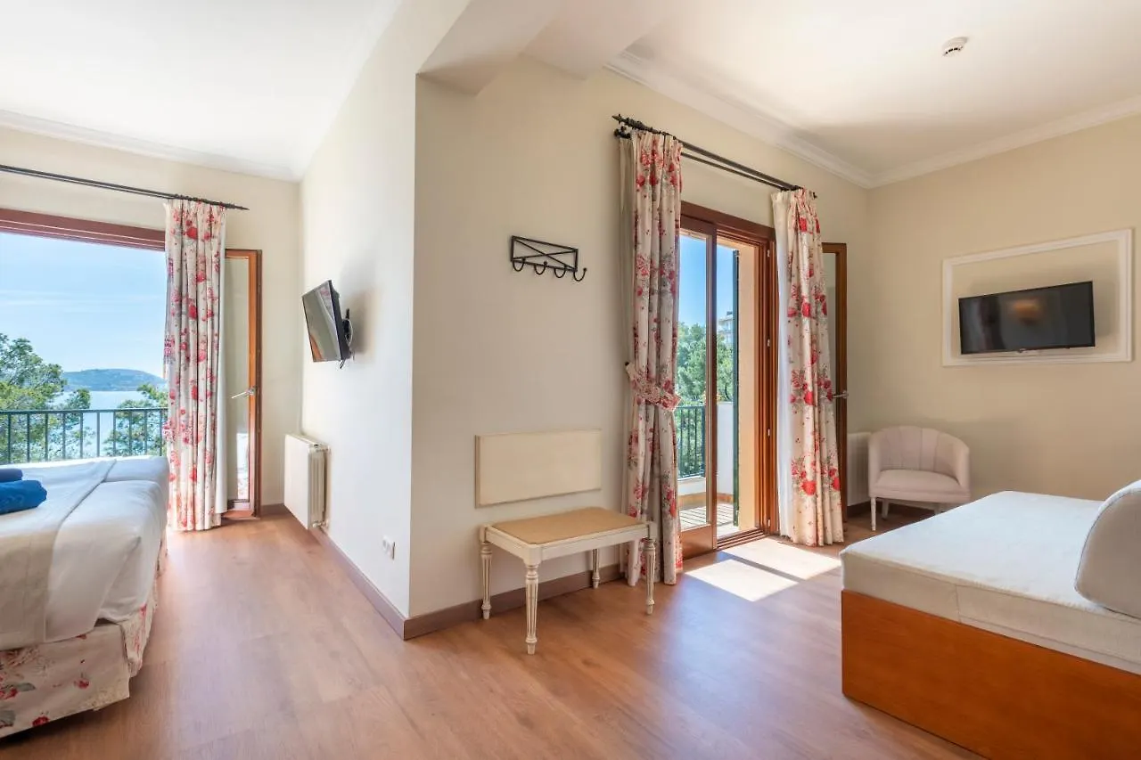 Hotel Cala Fornells Peguera 4*,  Spain
