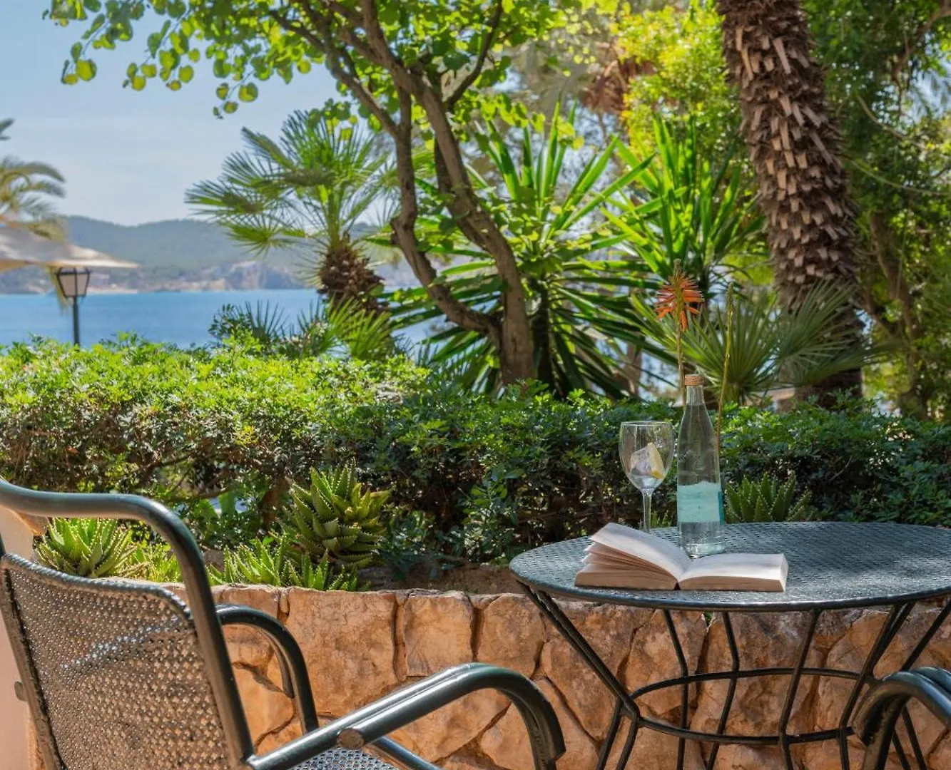 Hotel Cala Fornells Peguera 4*,  Spain